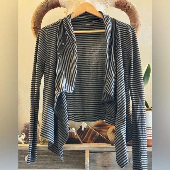 Theme Tops - Theme top